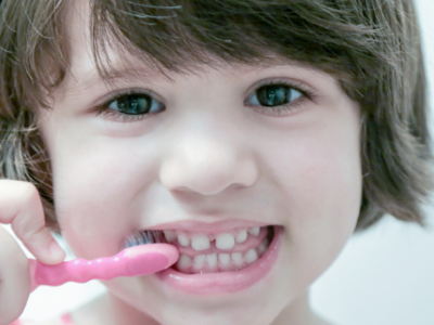 孩子涂氟真的能防齲齒嗎？河北惟德口腔醫(yī)生專業(yè)解讀